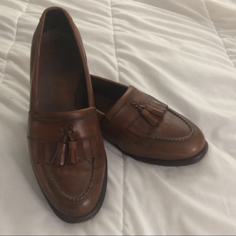Allen Edmonds Grayson Tassel Loafers – Men’s 8.5 D